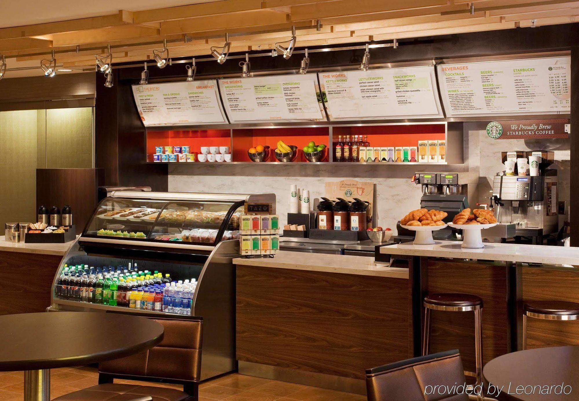 Courtyard By Marriott Downtown 3*