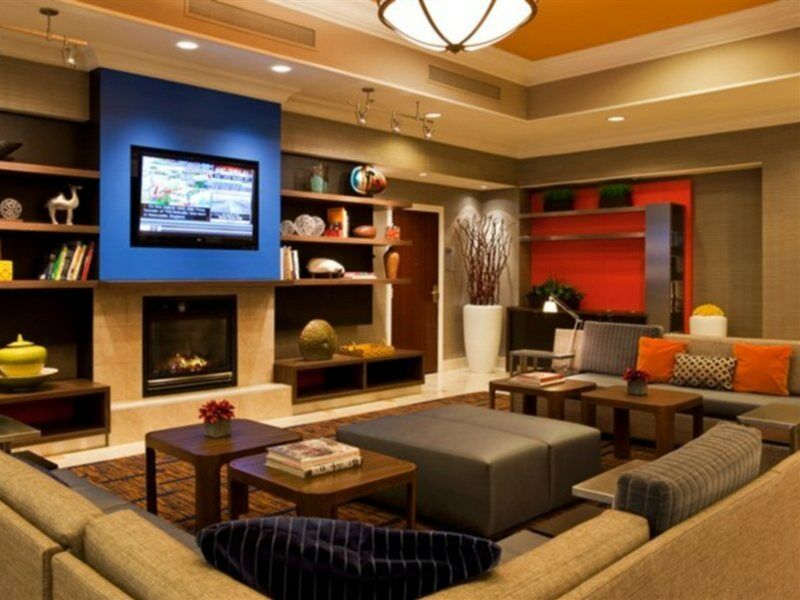 Courtyard By Marriott Downtown Hotel 3*